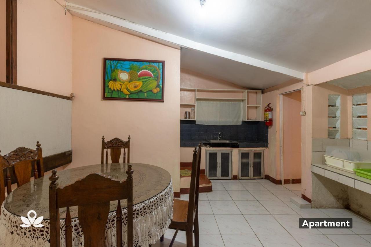 Almonte Transient Pansiyon Puerto Princesa Dış mekan fotoğraf